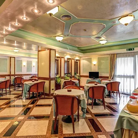 Regal 4* Vermezzo