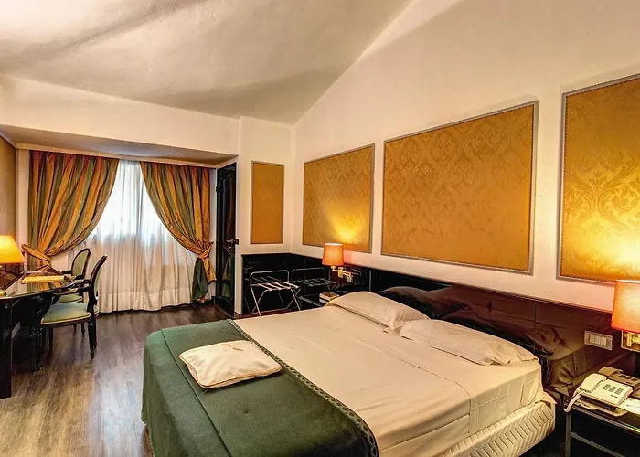 Hotel Regal 4*