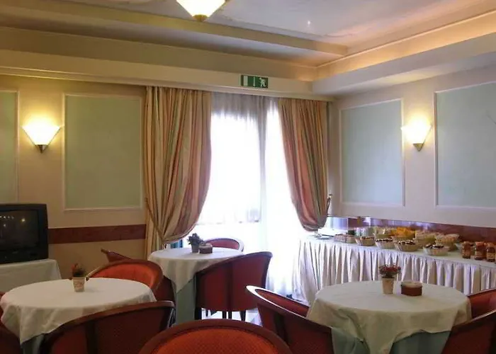 Regal 4* Vermezzo