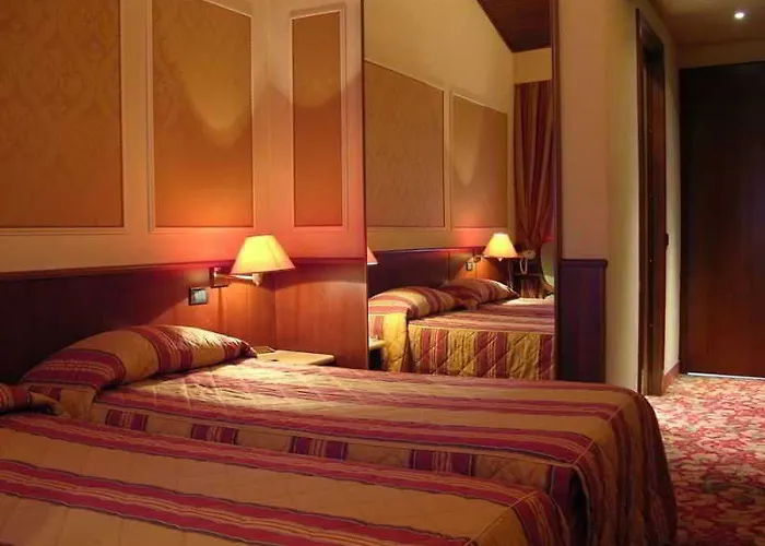 Regal 4*